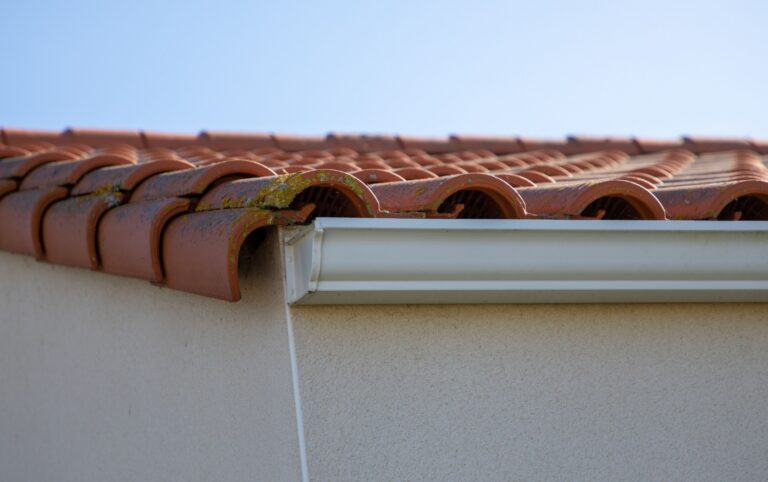 Are Seamless Gutters Better Than Regular Gutters?