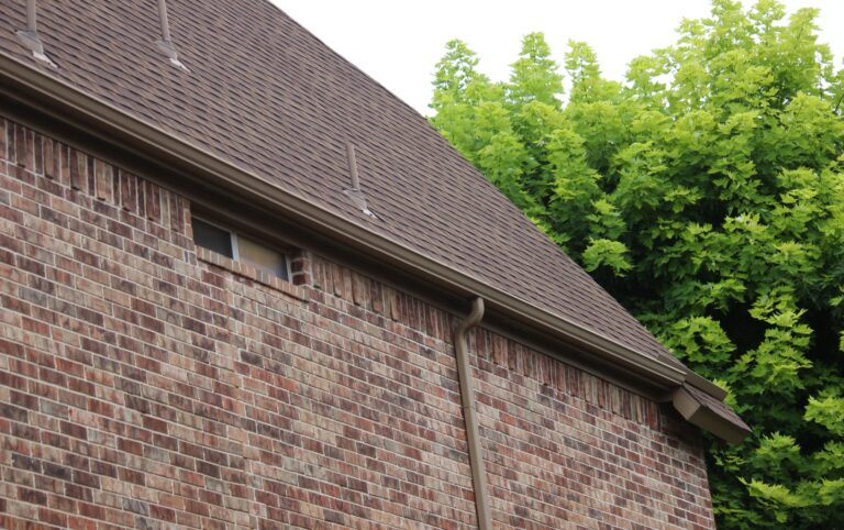 Top-Rated Seamless Guttering Company – Free Quotes Available